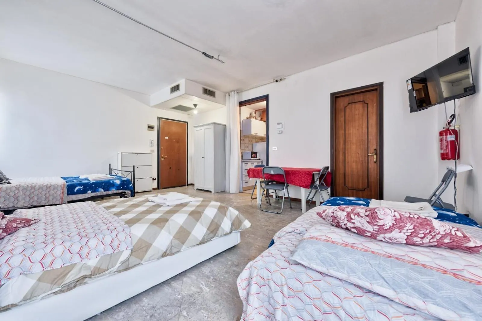 Stay In Center Apartments Benátky Itálie